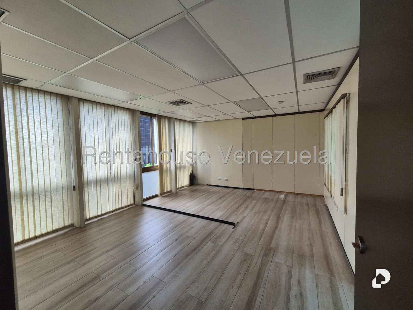 Office in Chuao, Caracas – 6