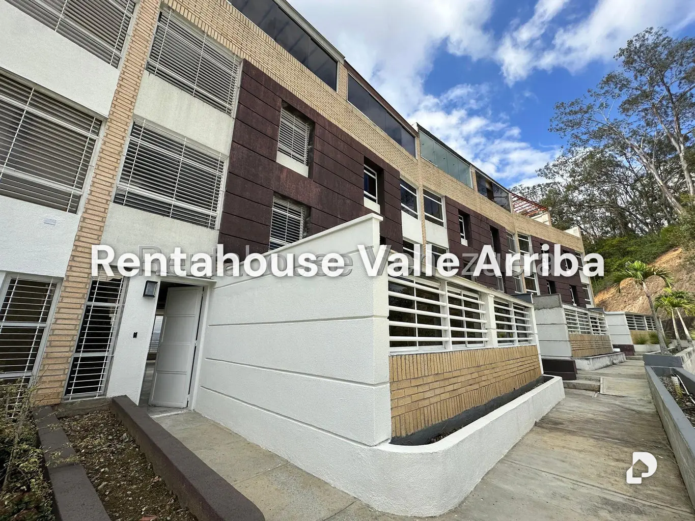Casa en Colinas de La Tahona, Caracas – 2