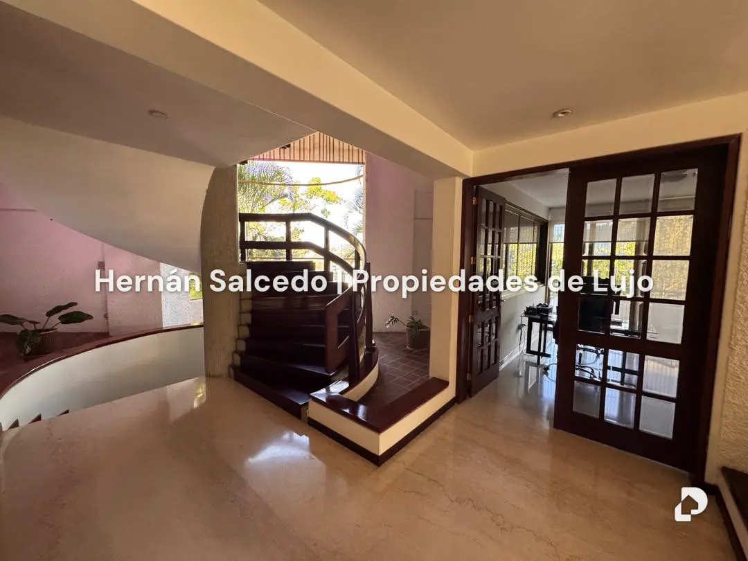 Casa en Macaracuay, Caracas – 25