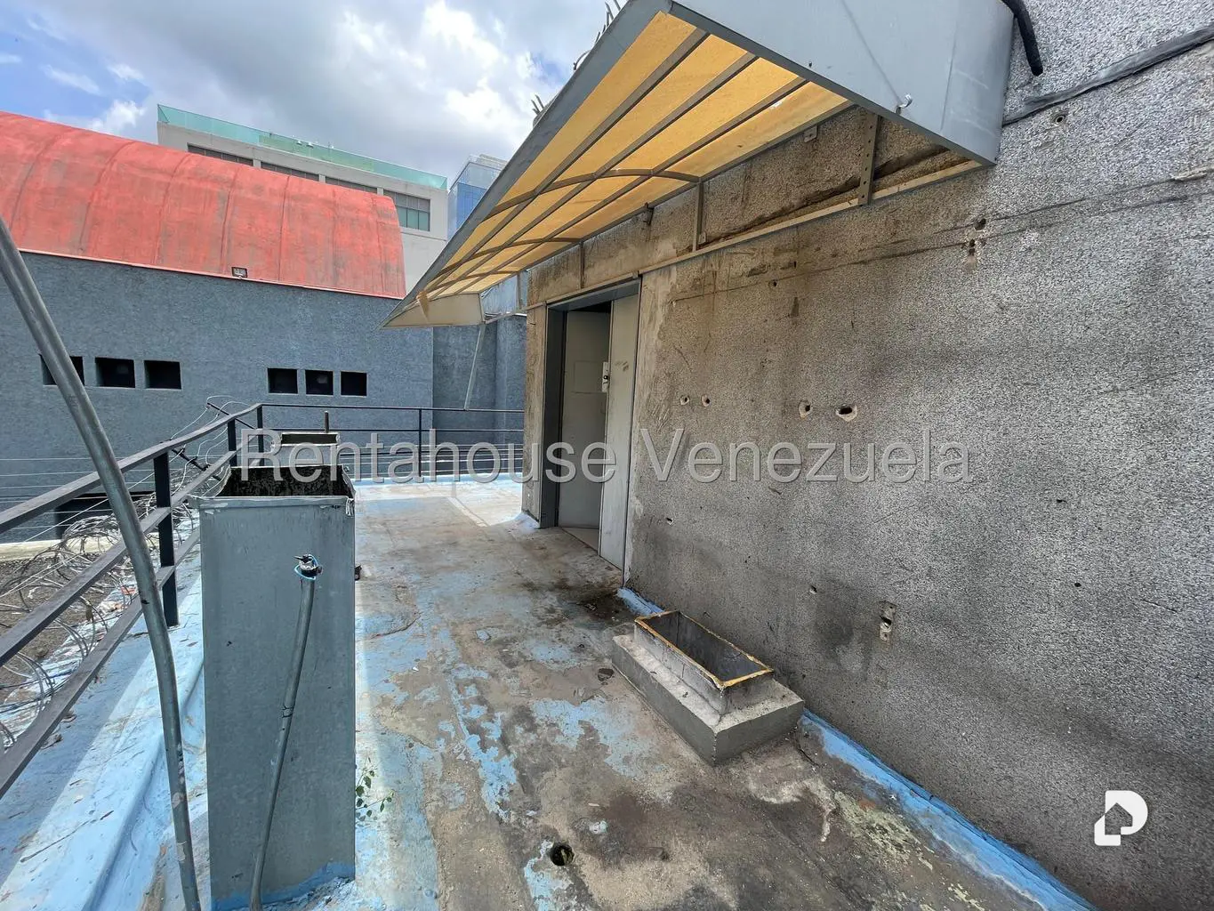 Local comercial en Las Mercedes, Caracas – 22