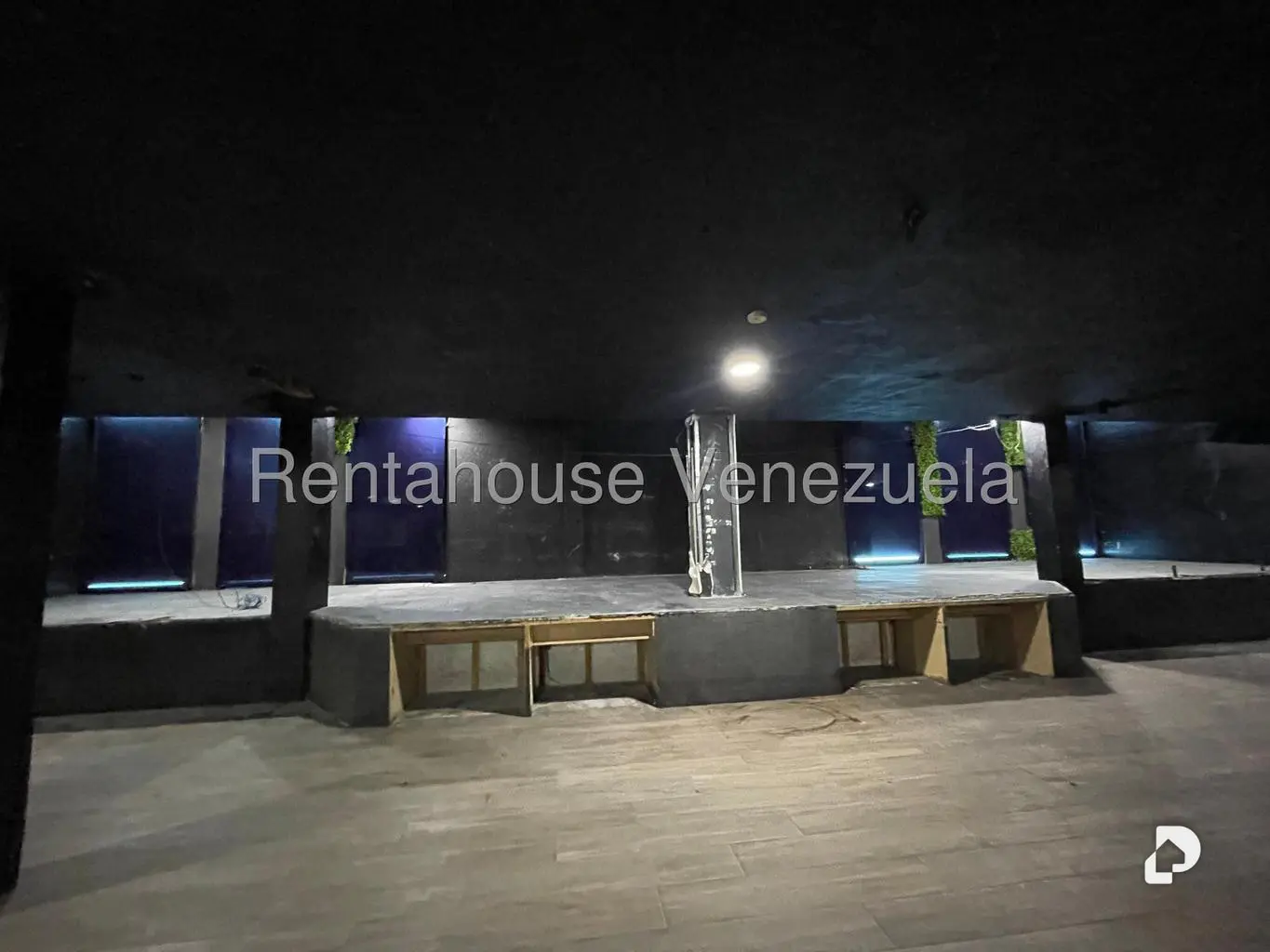 Local comercial en Las Mercedes, Caracas – 15