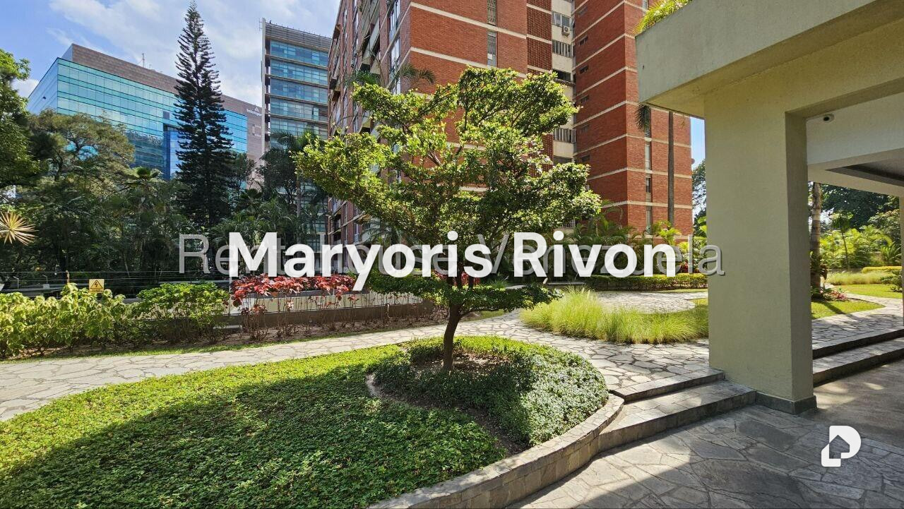 Apartamento en Campo Alegre, Caracas – 17