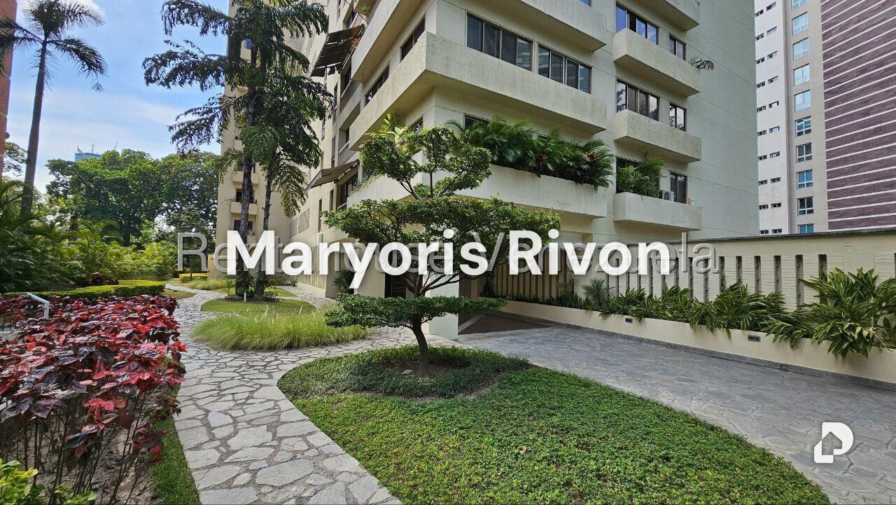 Apartamento en Campo Alegre, Caracas – 31