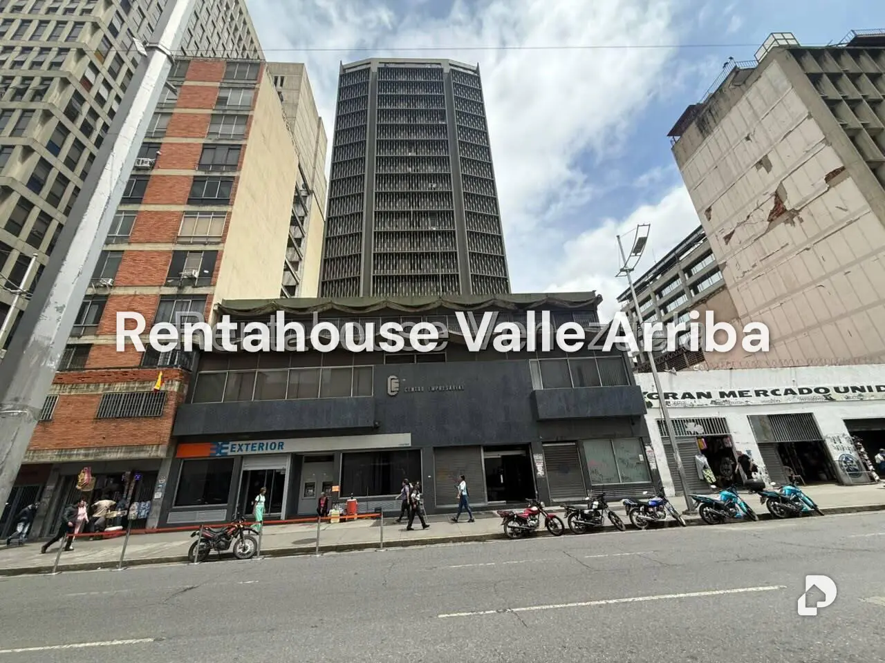 Local comercial en Centro, Caracas – 24