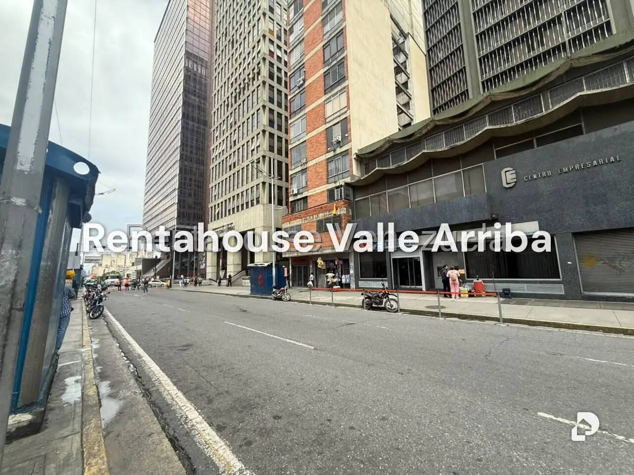 Local comercial en Centro, Caracas – 26