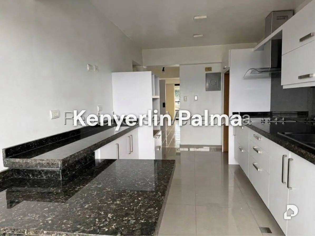 Apartamento en Lomas de Prados del Este, Caracas – 7