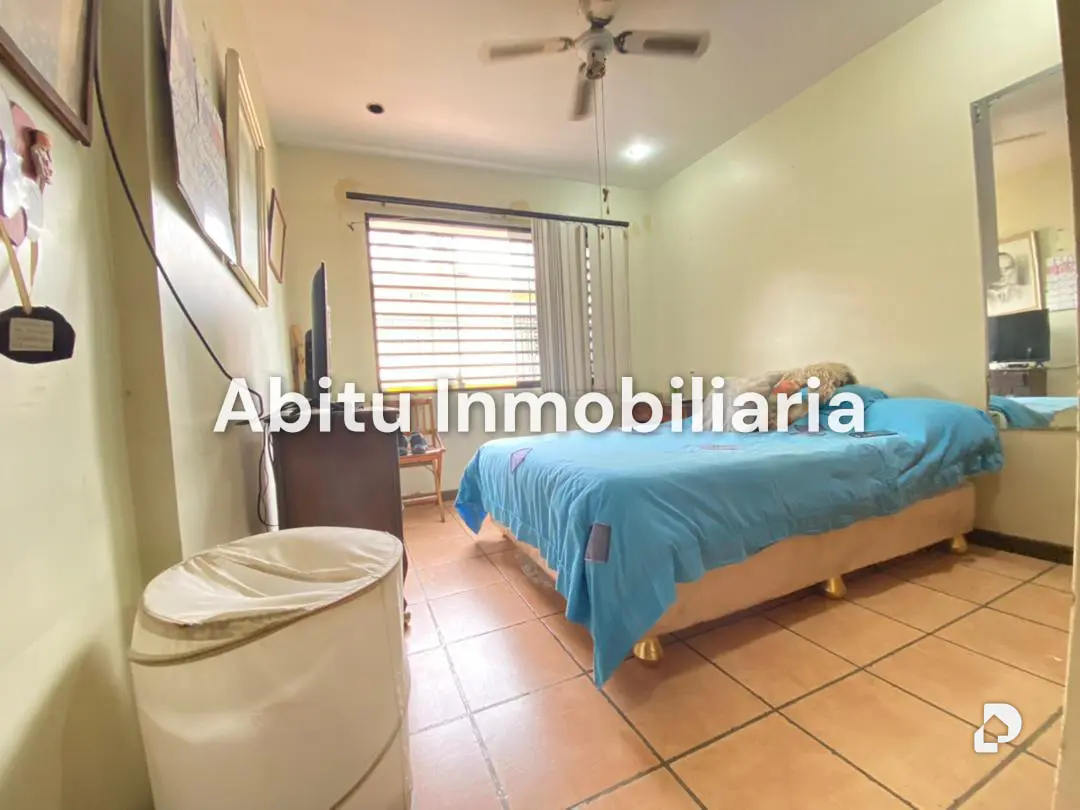 Casa en Los Palos Grandes, Caracas – 4