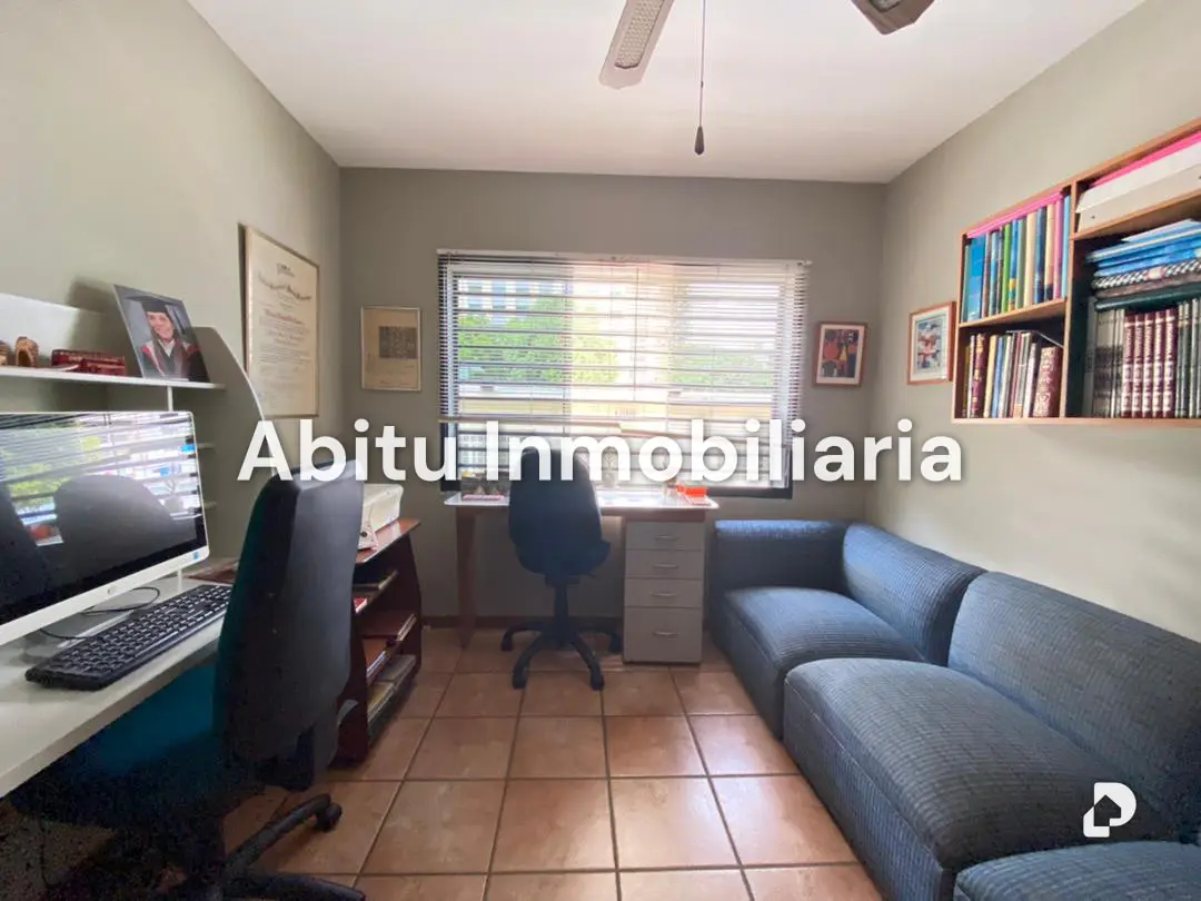 Casa en Los Palos Grandes, Caracas – 10