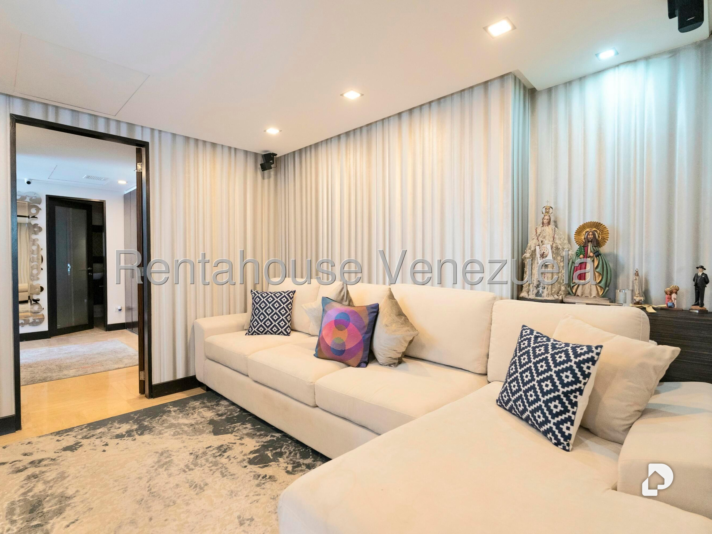 Apartamento en Lomas de Las Mercedes, Caracas