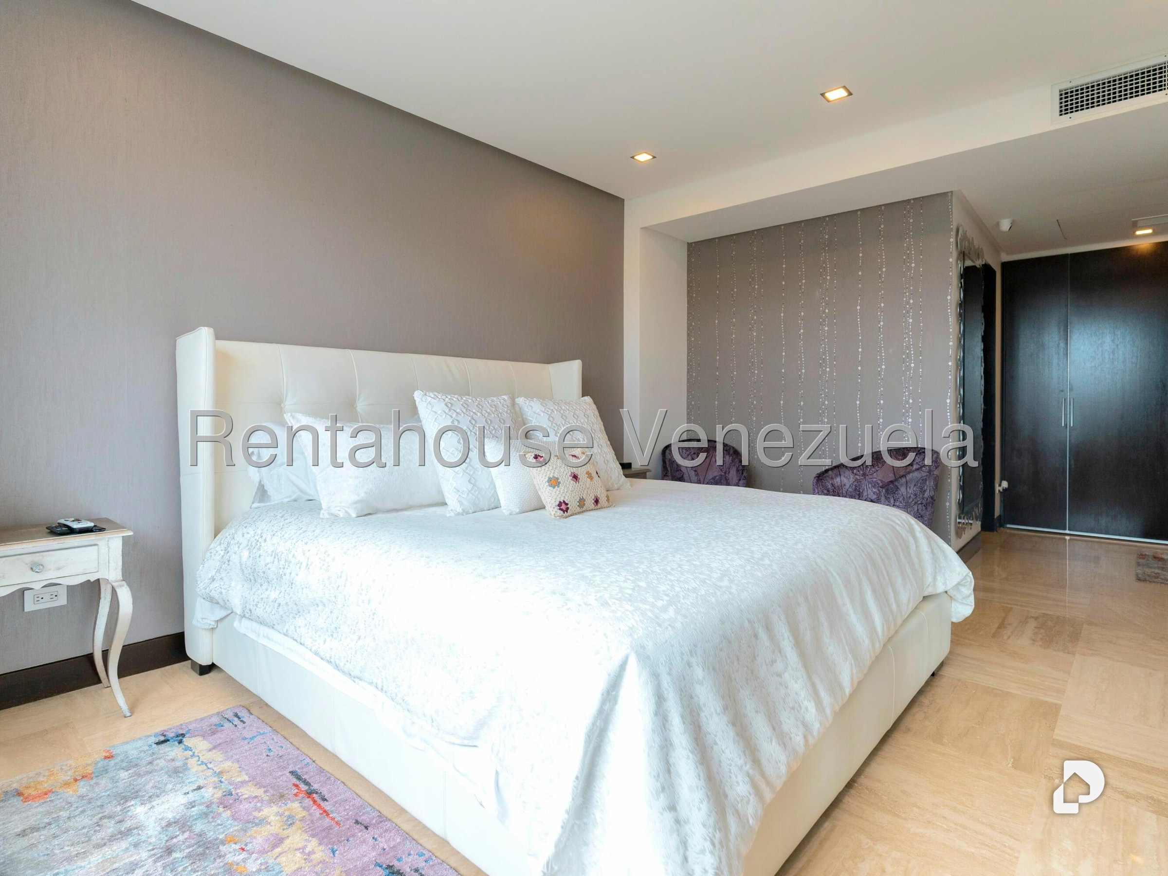 Apartamento en Lomas de Las Mercedes, Caracas
