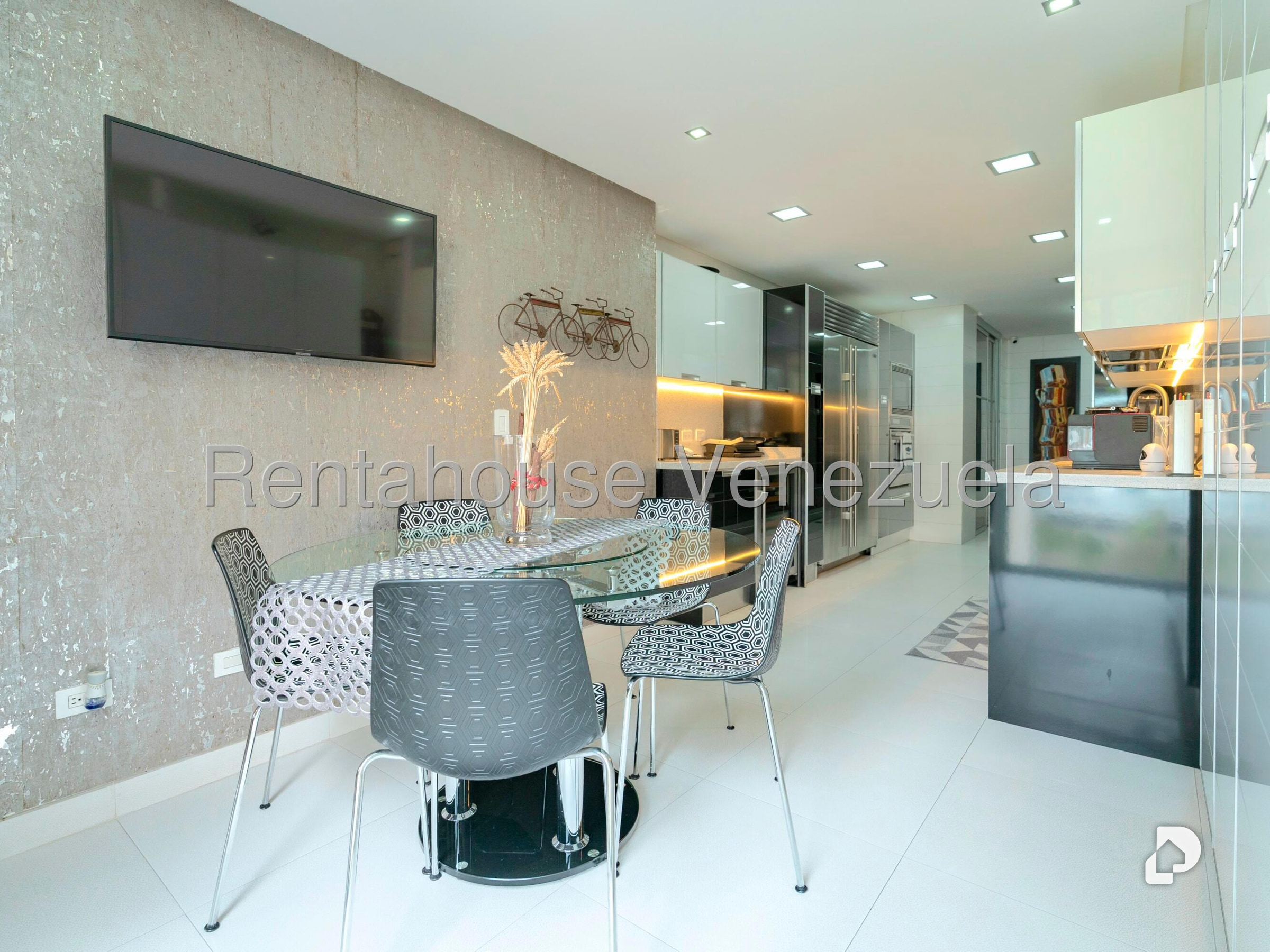 Apartamento en Lomas de Las Mercedes, Caracas