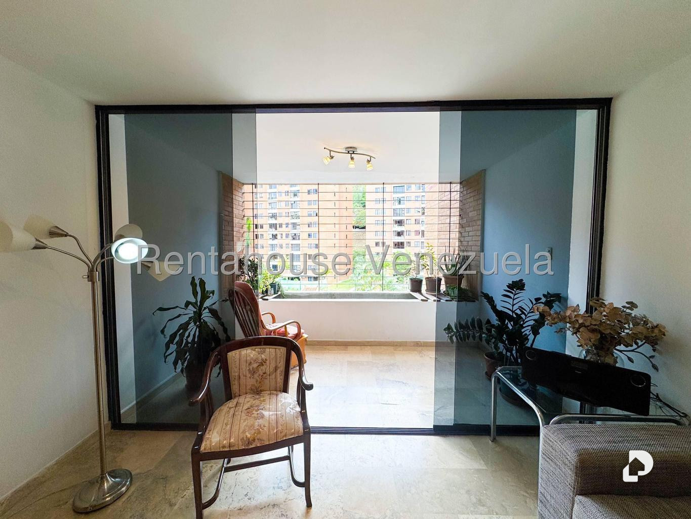 Apartamento en Colinas de La Tahona, Caracas – 11