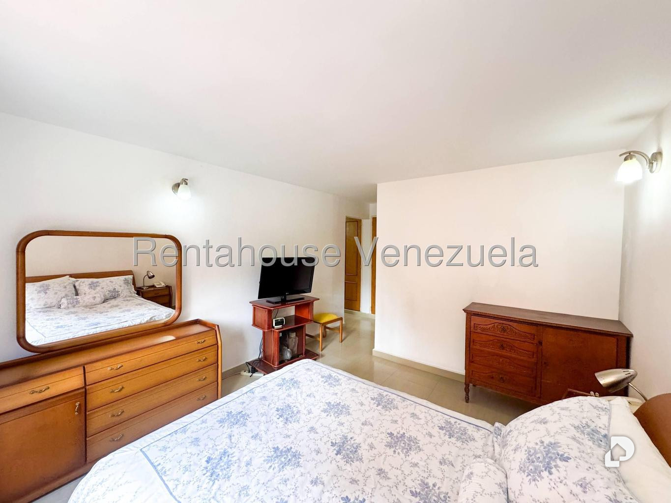 Apartamento en Colinas de La Tahona, Caracas – 24