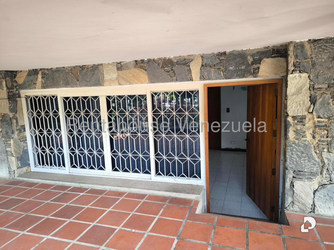 Casa en Cumbres de Curumo, Caracas – 12