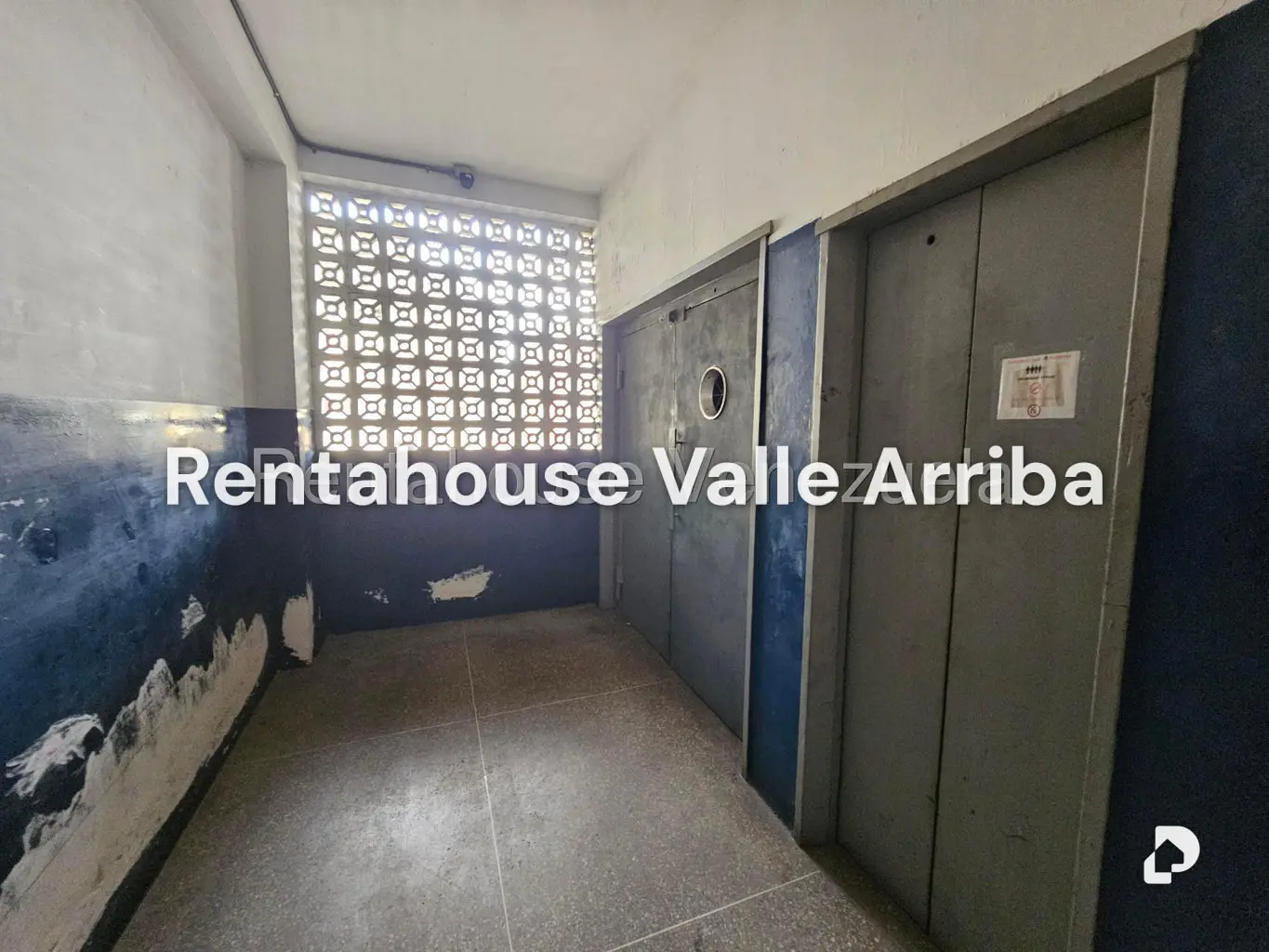 Local comercial en Parroquia Altagracia, Caracas – 10