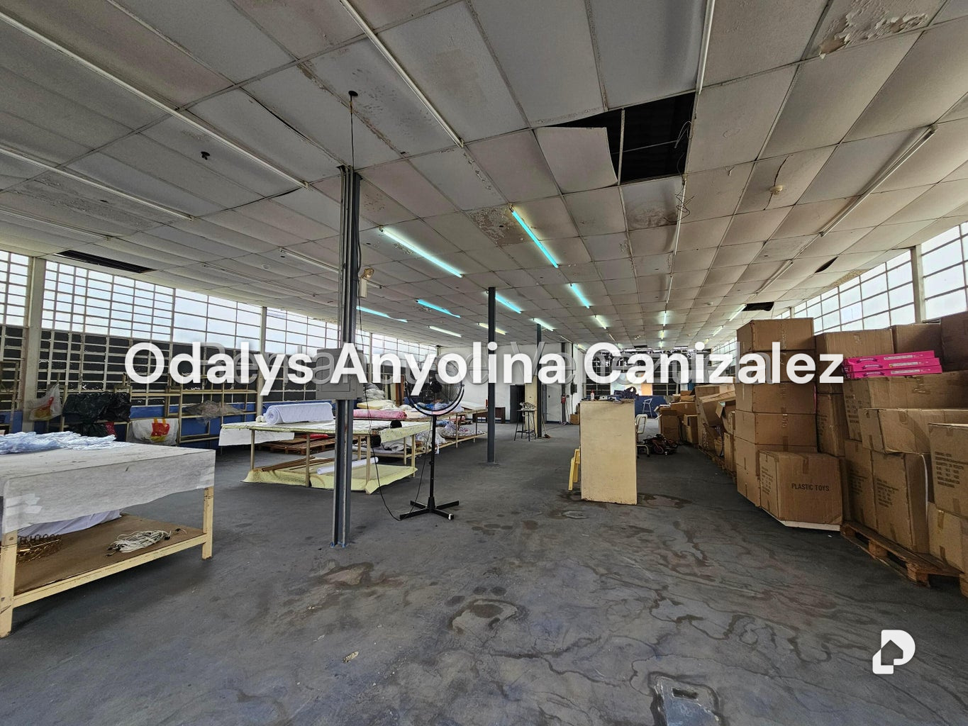 Local comercial en Parroquia Altagracia, Caracas – 18
