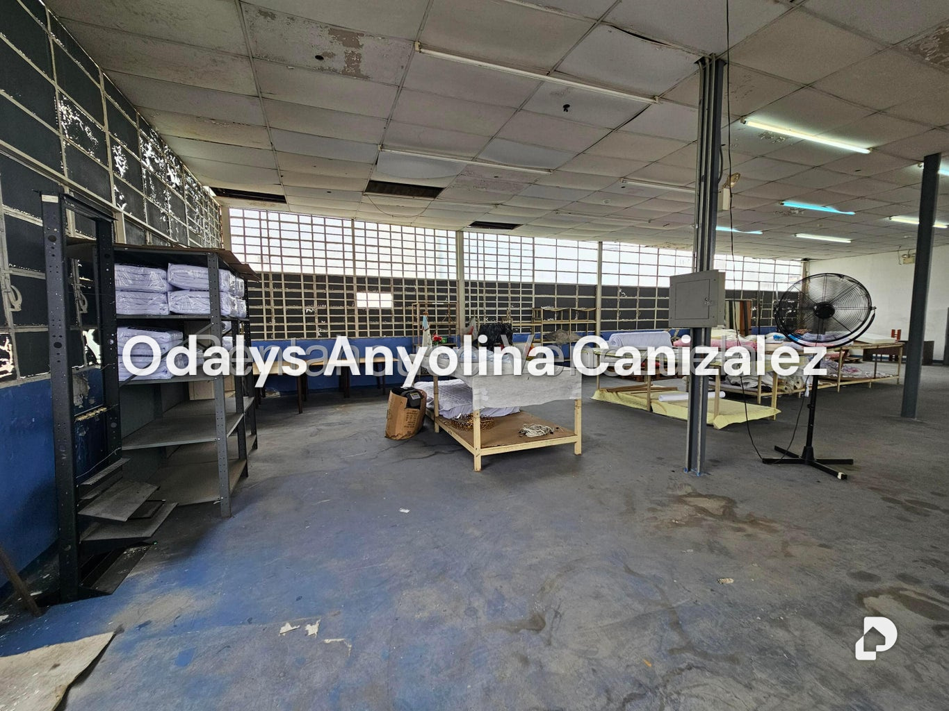 Local comercial en Parroquia Altagracia, Caracas – 16