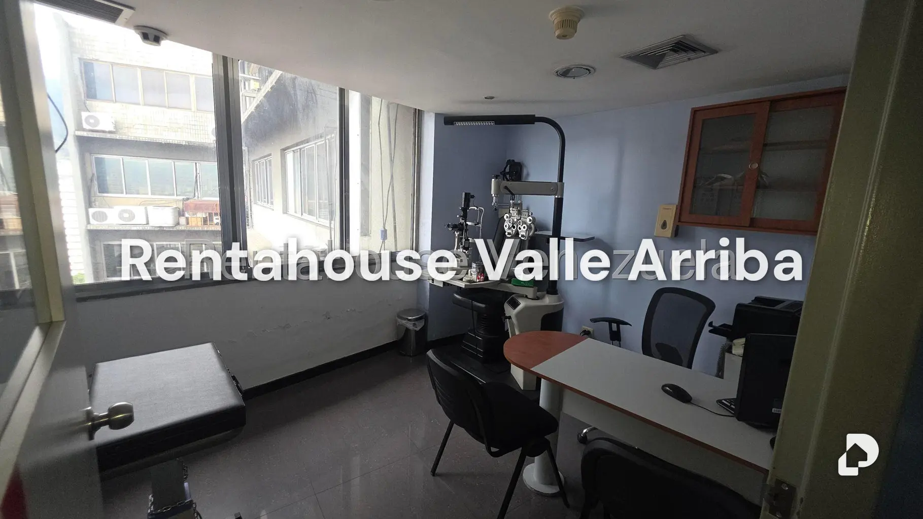 Local comercial en Parroquia Catedral, Caracas – 26