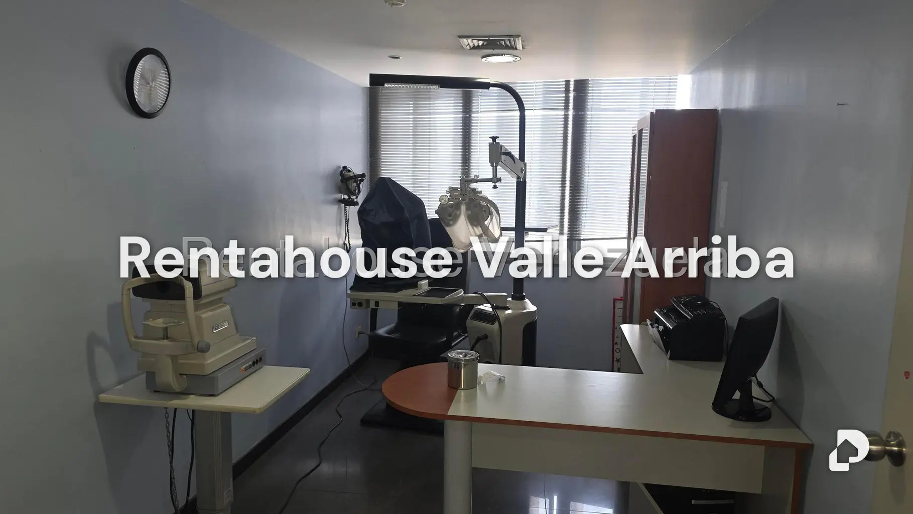 Local comercial en Parroquia Catedral, Caracas – 24