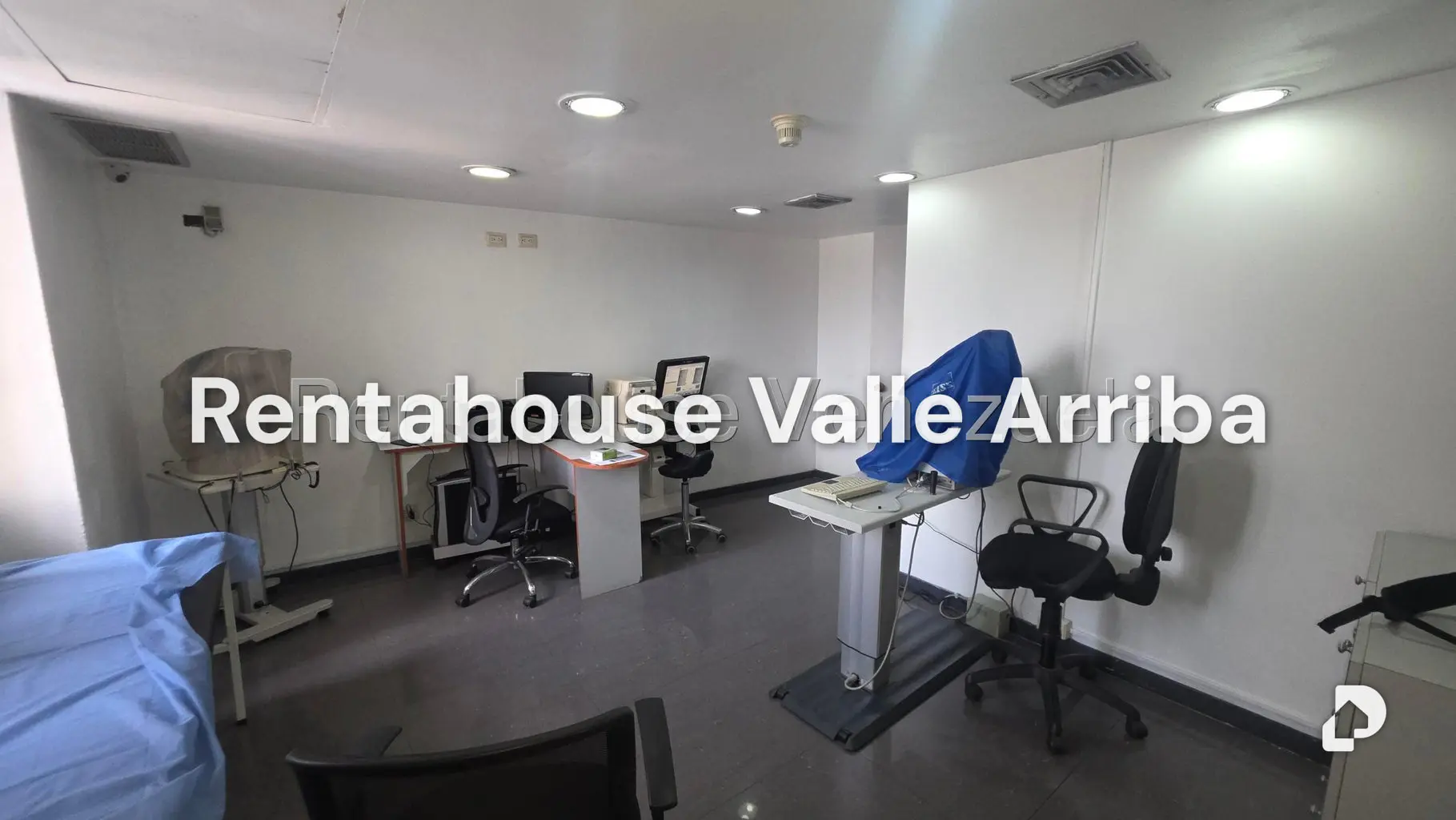 Local comercial en Parroquia Catedral, Caracas – 29