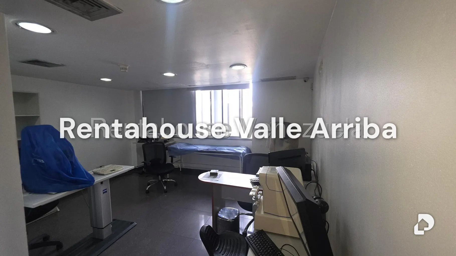 Local comercial en Parroquia Catedral, Caracas – 27