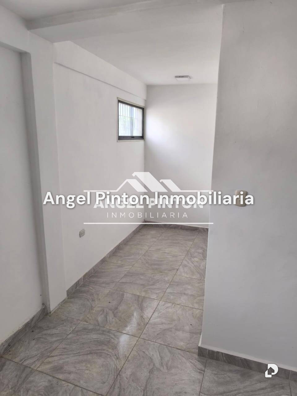 Local comercial en Carrera 23, Barquisimeto – 6