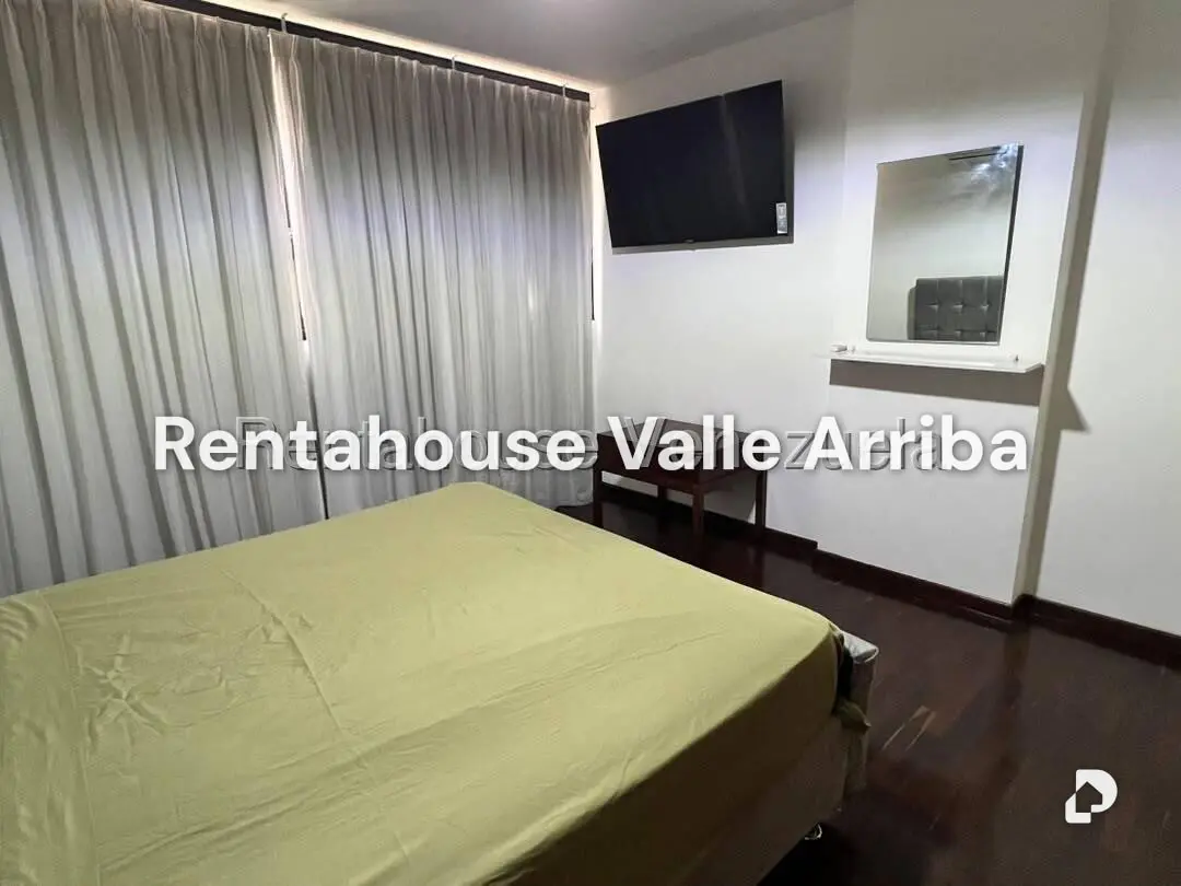 Apartamento en Los Palos Grandes, Caracas – 30