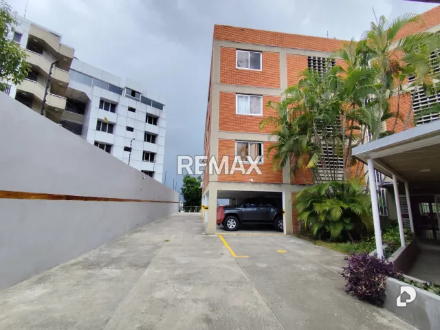 Edificio en Colinas de Bello Monte, Caracas – 3