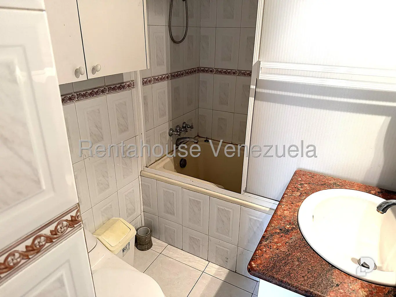 Apartamento en La Florida, Caracas – 5