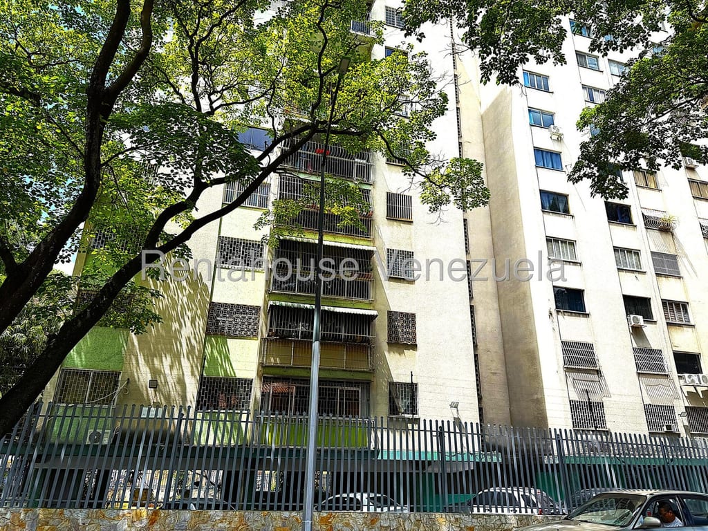 Apartamento en La Florida, Caracas - 1