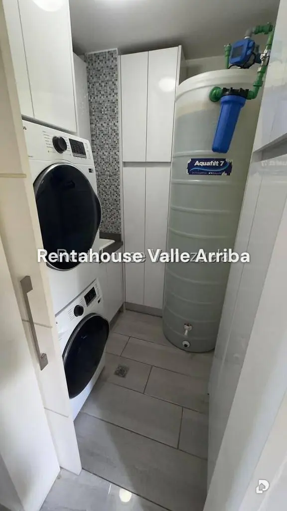 Apartamento en Colinas de La Tahona, Caracas – 18