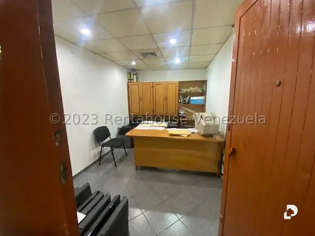 Local comercial en San Jose, Caracas – 15