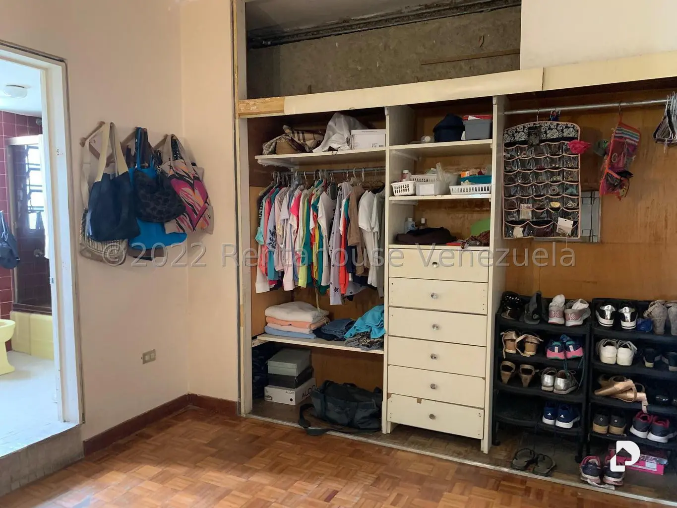 Casa en Terrazas de Santa Ines, Caracas – 28