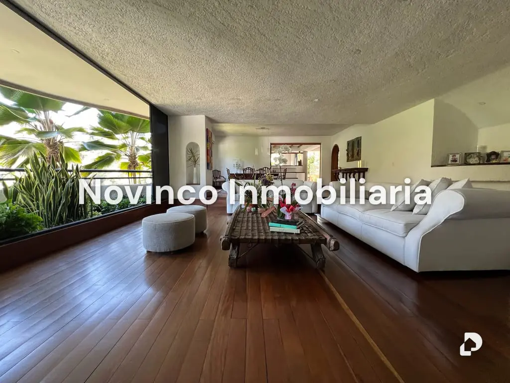 Apartment in Caracas – 8