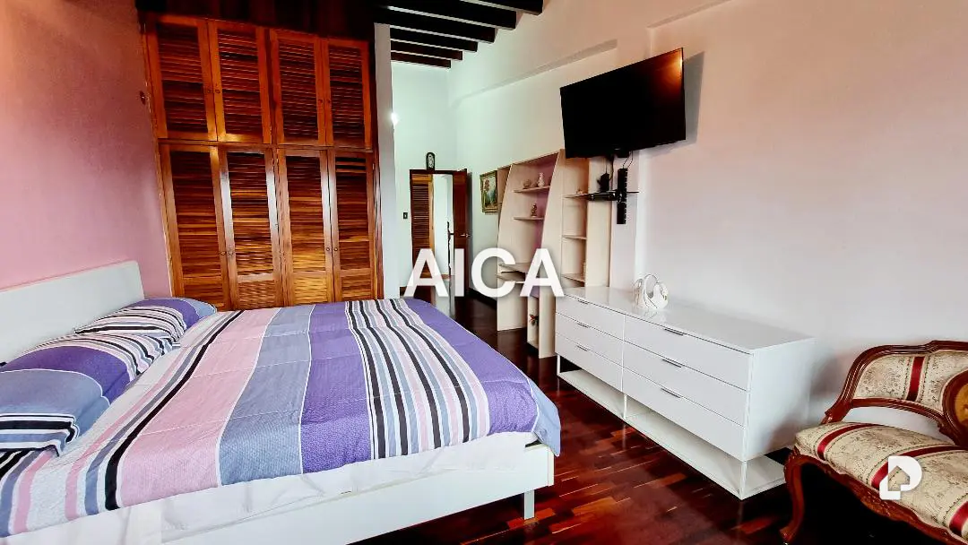 Casa en La Lagunita, Caracas – 17