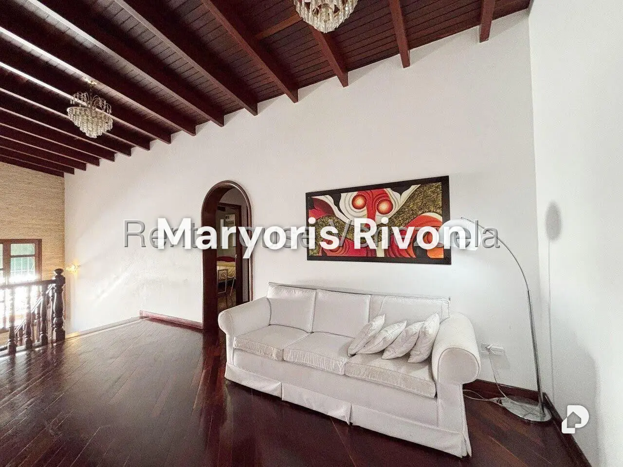 Casa en Lomas de La Lagunita, Caracas – 17