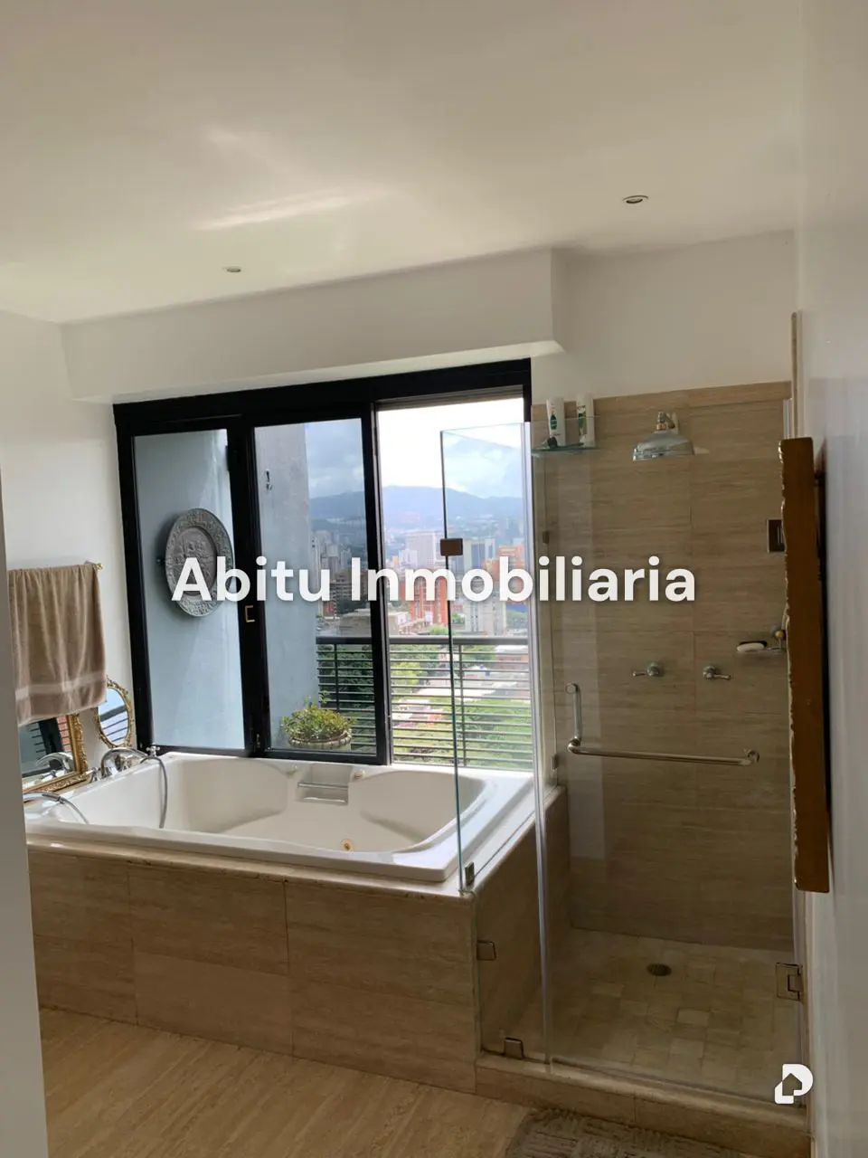Penthouse en Alta Florida, Caracas – 15