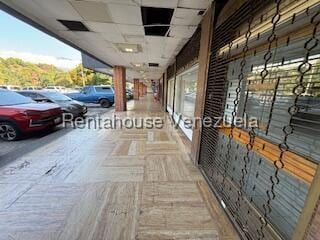 Local comercial en Prados del Este, Caracas - 1