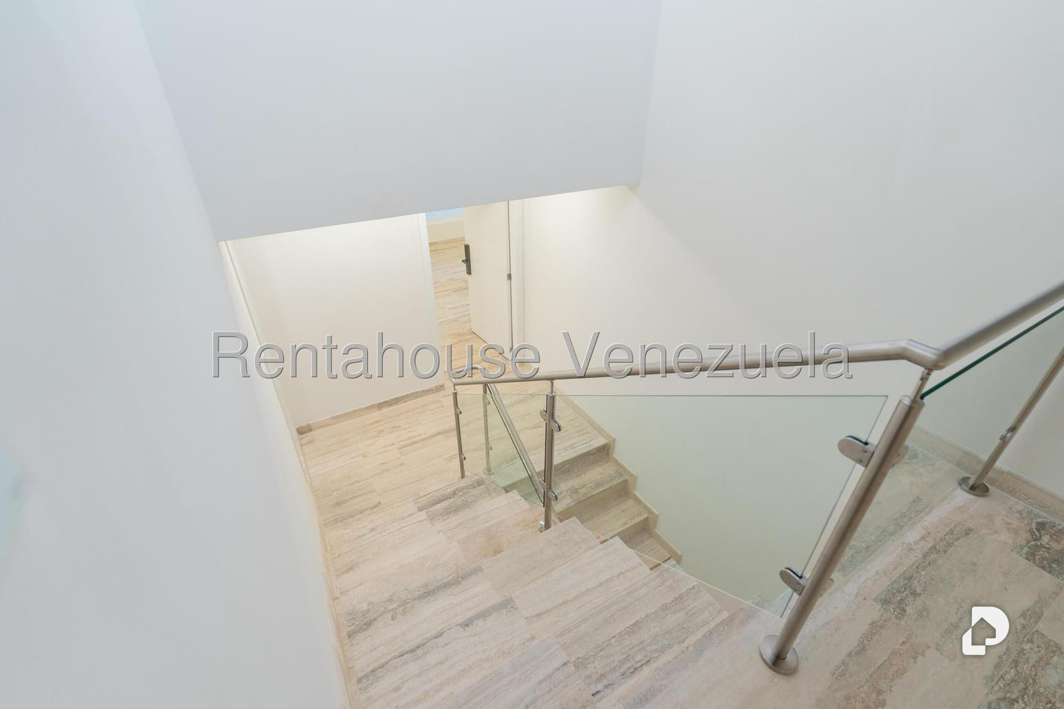 Casa en La Lagunita Country Club, Caracas – 26