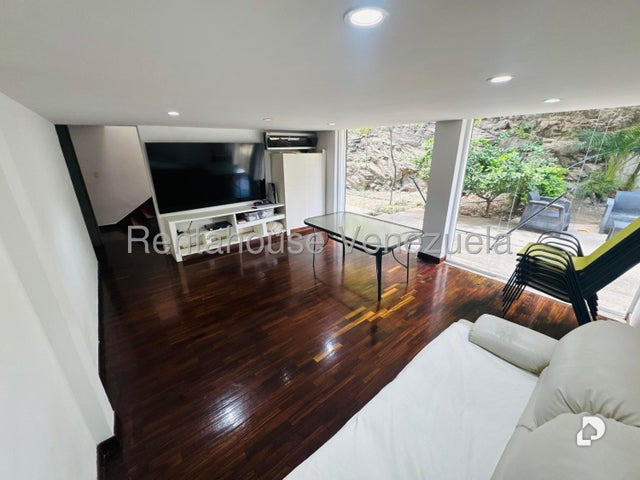 Casa en Santa Fe, Caracas – 8