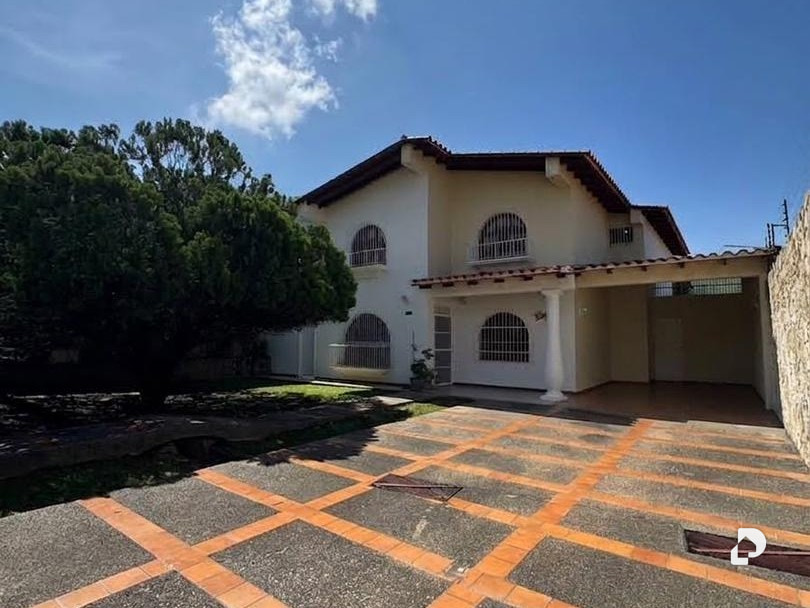 House in Urbanización El Castaño, Maracay – 1