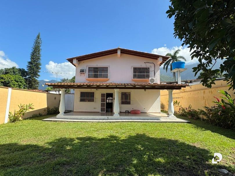House in Urbanización El Castaño, Maracay – 11