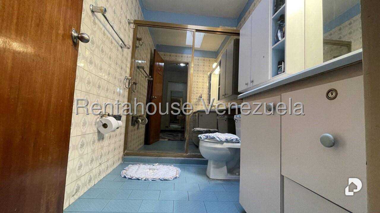 Apartamento en Los Chaguaramos, Caracas – 22