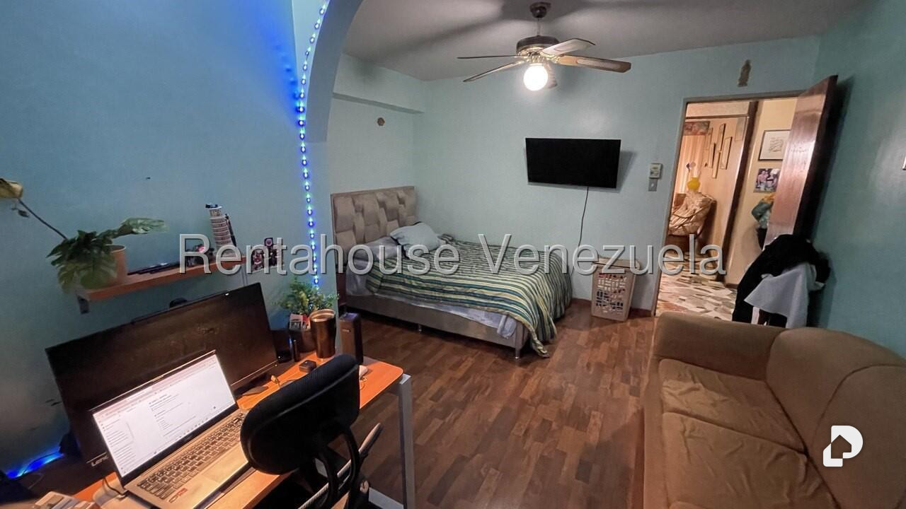 Apartamento en Los Chaguaramos, Caracas – 20