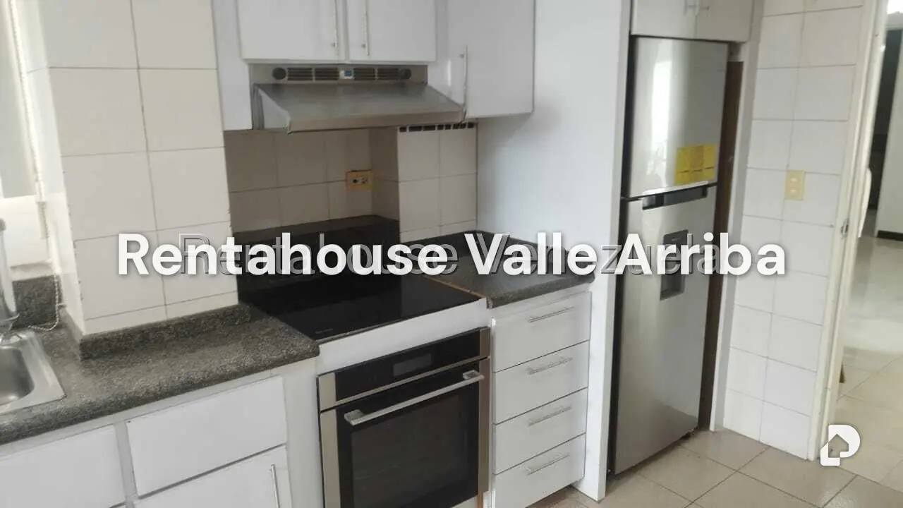 Apartamento en La Urbina, Caracas – 30
