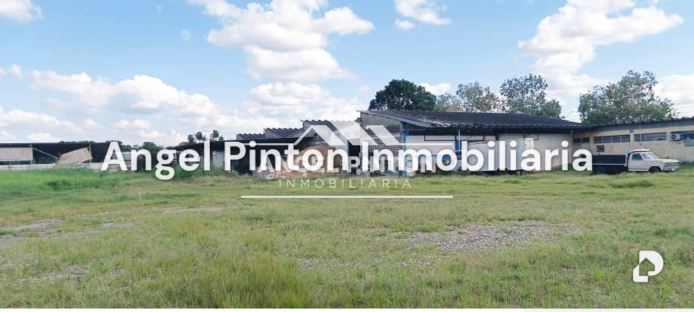 Terreno en Av Circunvalación, Acarigua – 2