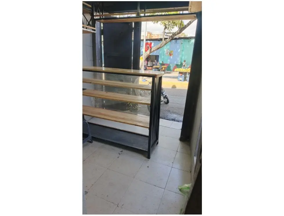 Local comercial en El Cementerio, Caracas - 1