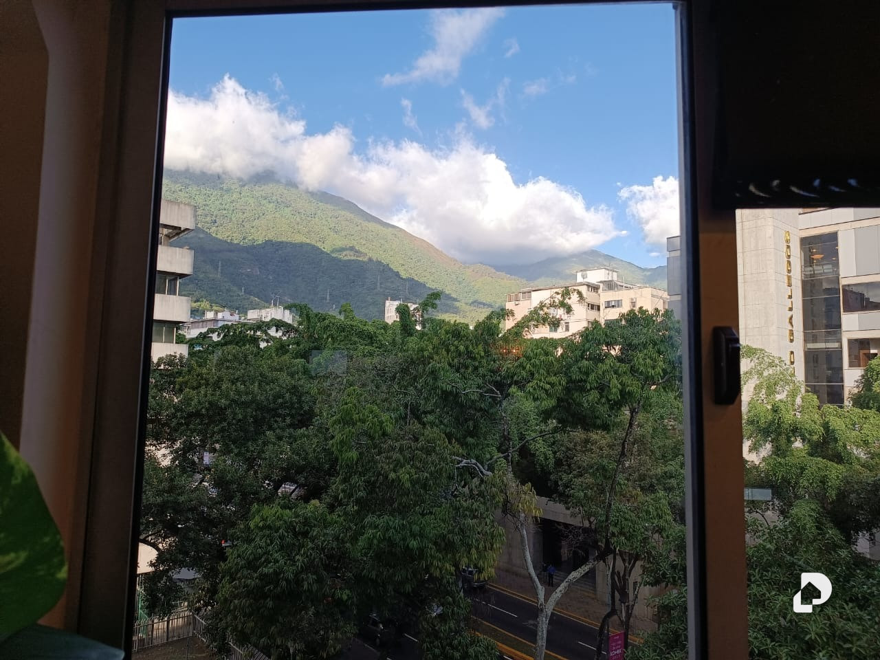 Apartamento en Altamira, Caracas – 12