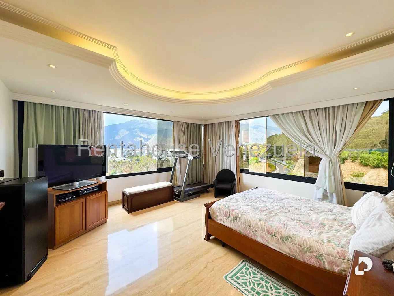 Apartamento en Lomas de San Román, Caracas – 18