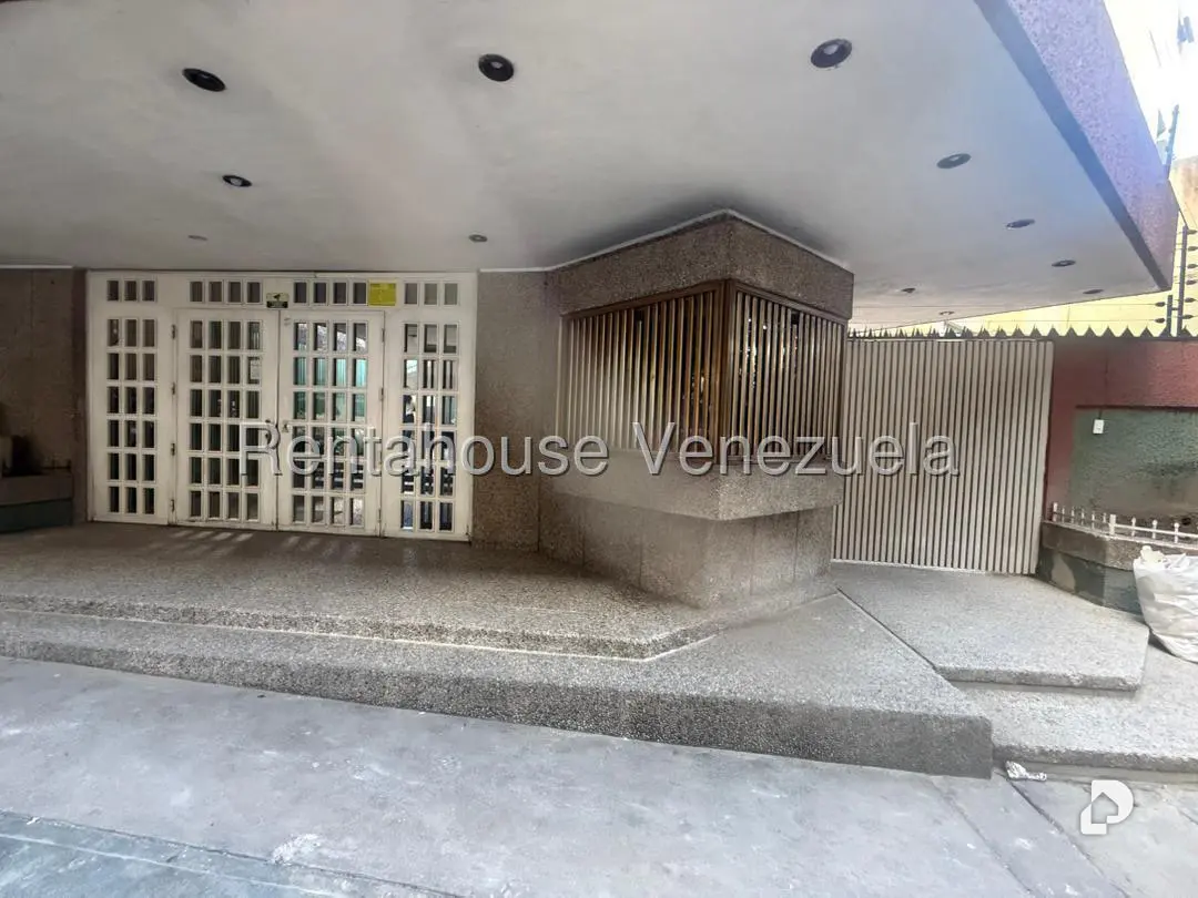 Apartamento en San Bernardino, Caracas – 2